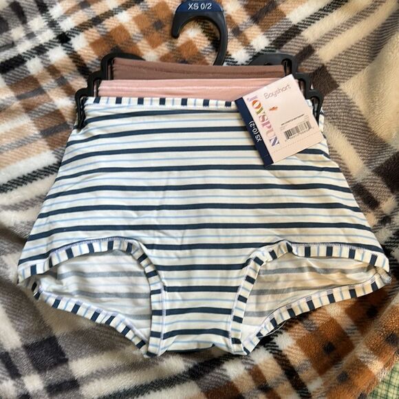 Women’s Xs Boyshort Underwear Bundle - Picture 3 of 4